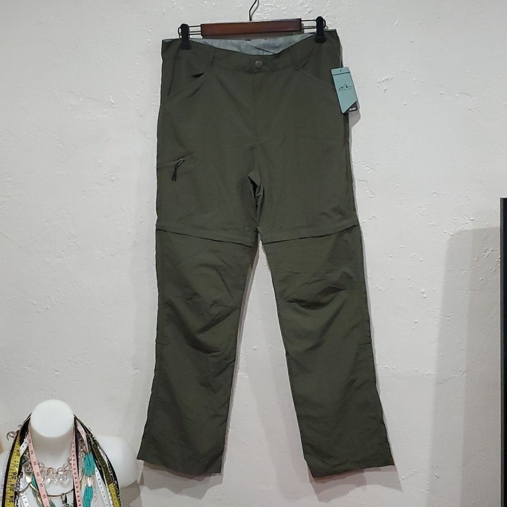 American Outback Hiking Lightweight Convertible Pants/Shorts in Green Size M